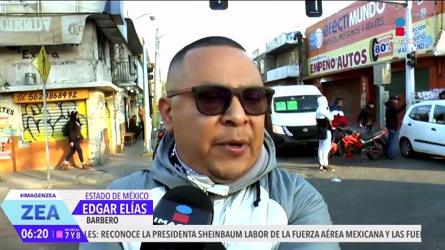 Dueños de barberías bloquean vialidad en el Estado de México