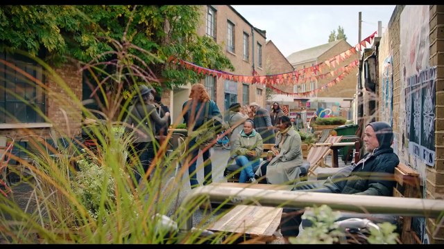 LAMOUR DANS LOBJECTIF Bande Annonce VF (2025) Romantique