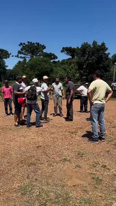 Discusión entre productores yerbateros de San Pedro, por el paro yerbatero