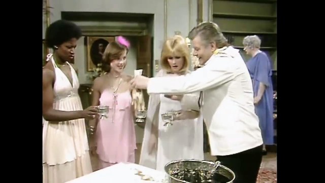 Benny Hill - Man Wanted (1981)