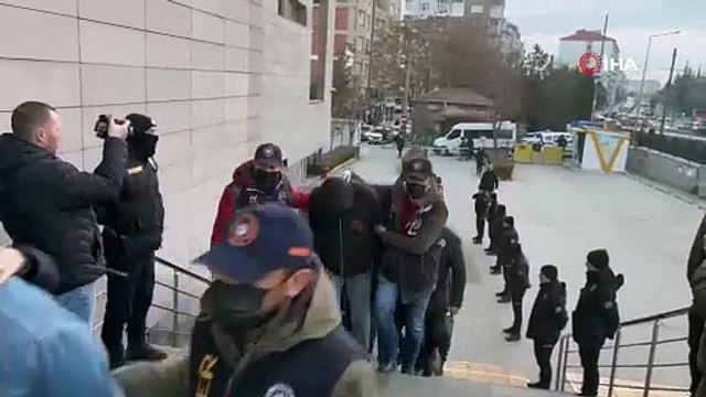 Yarım milyar TL'lik yasa dışı bahis çetesi çökertildi