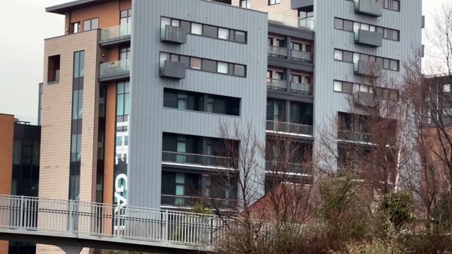 Man 'with explosives' evacuates Sheffield flats and brings city to standstill