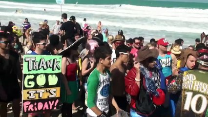 Harlem Shake on Sunset Beach in Dubai