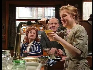 Lili & Marleen - S1E1 - Reviens