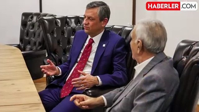 CHP Genel Başkanı Özgür Özel, Ahmet Türk'ü ziyaret etti