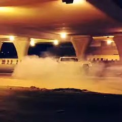 Raw footage: Motorist drives dangerously on Dubai road