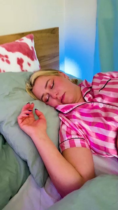 Scary Mask + Foam = Screams Everywhere! 👹 #123go