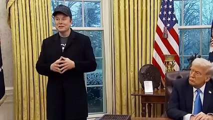 Musk’s son pulls faces as billionaire defends government role in front of Trump