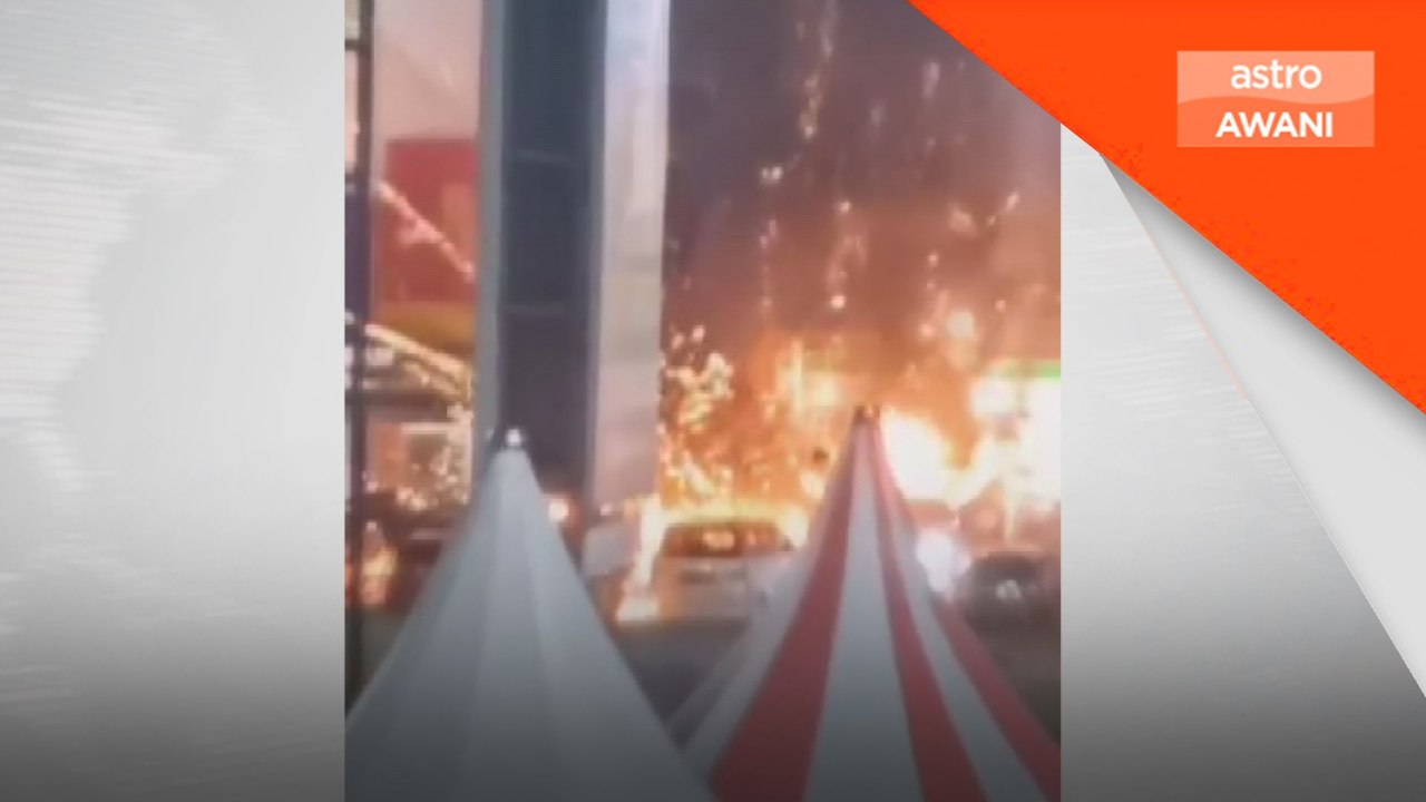 Gerai mercun terbakar, lima kenderaan musnah