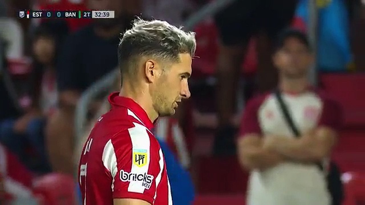 Estudiantes vs Banfield: Alario marcó el penal para el 1 a 0