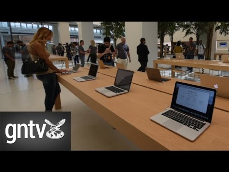 Inside new Apple Store in Dubai