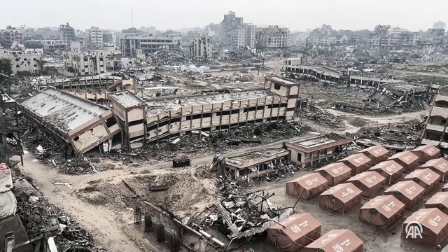 İsrail askerlerinin bıraktığı izler, Gazze kentindeki okulların askeri mevzi olarak kullanıldığını gösteriyor