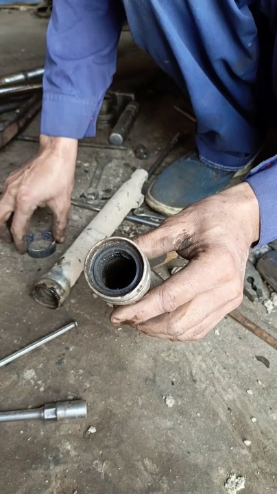 Shock seal install / front shock sale install