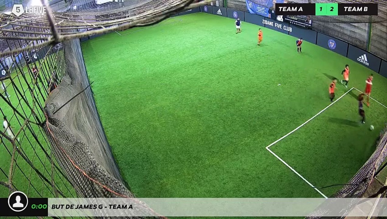 But de James G - Team A