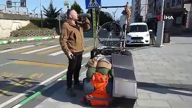 Kimi zaman yüzdü, kimi zaman yürüdü, İngiltere'den Rize'ye ulaştı!