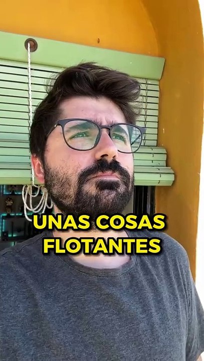 Moscas flotantes en los ojos