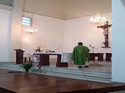 Santa Misa con el Padre Daniel Linazza - Domingo (09/02/2025)