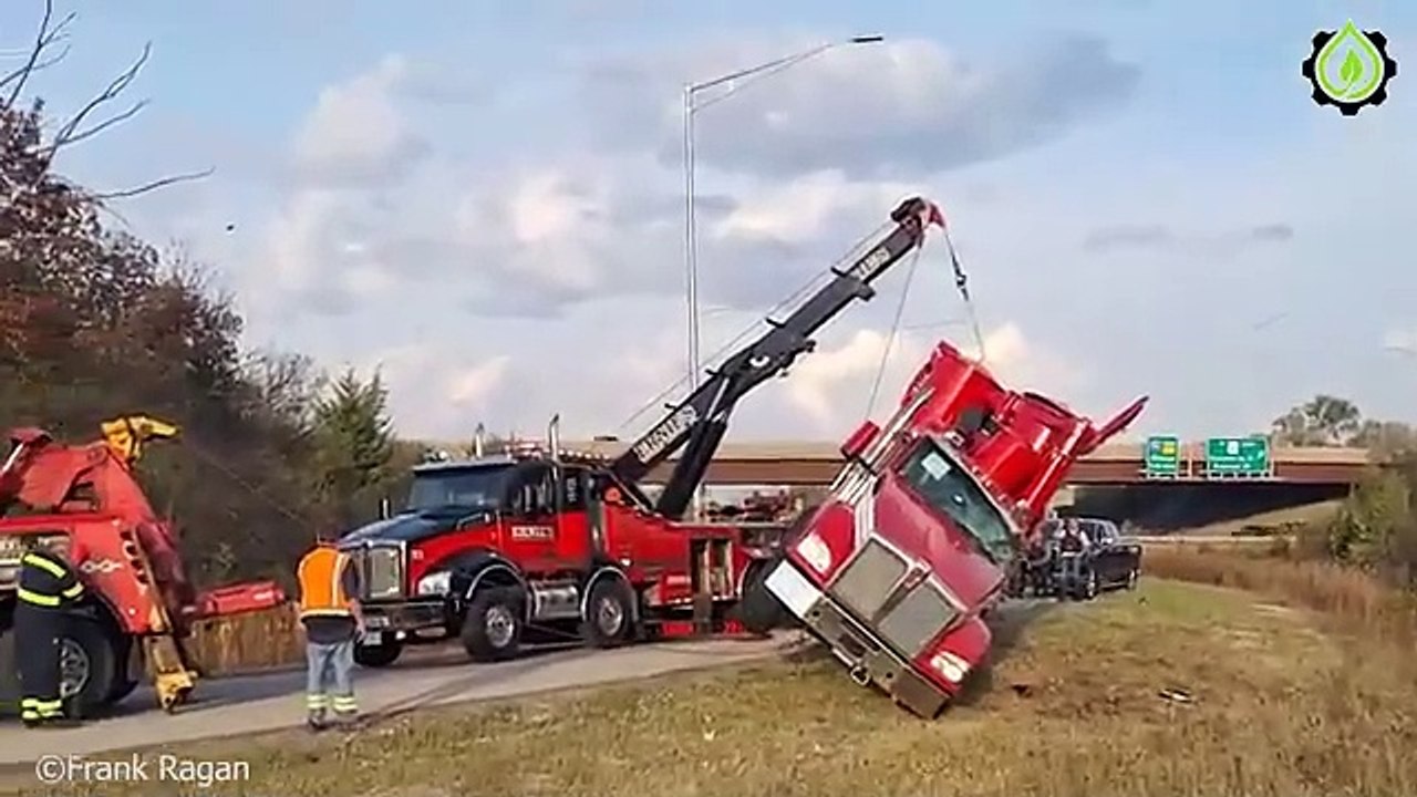 Dangerous Idiots Truck & Heavy Equipment Fails Compilation | Extreme Truck Idiots at Work #81