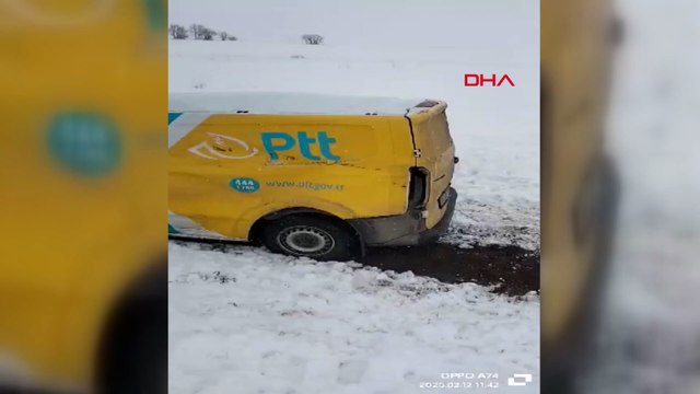 Yük treni, hemzemin geçitte kargo aracına çarptı