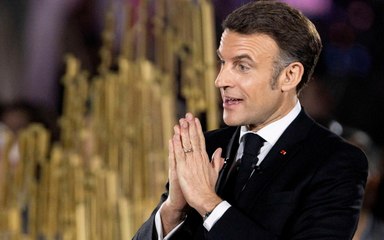 Intelligenza artificiale: summit mondiale a Parigi... e Macron si 'trasforma'