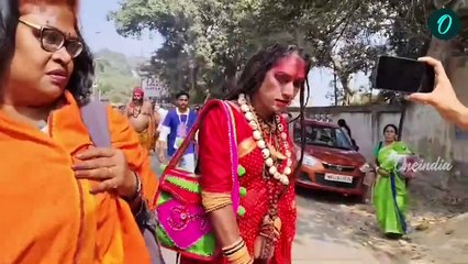 মহাকুম্ভের পর ত্রিবেণী, মাথায় জল ছিটালেন রচনা, পোশাকেও বিরাট চমক!