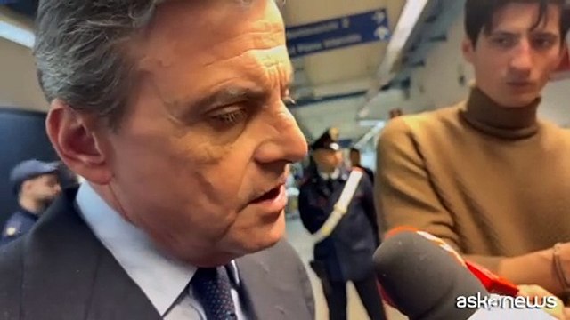 Regeni, Calenda: governo cambi atteggiamento con l'Egitto