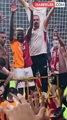 Napoli'nin "nankörler" listesine girecek: Osimhen'in yeni takımını duyurdular