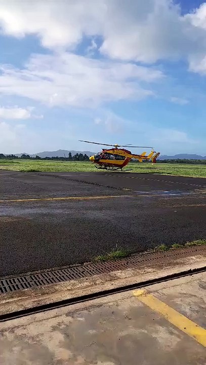 Décollage de Dragon972 avec les gendarmes du PGHM de Chamonix pour la Dominique.