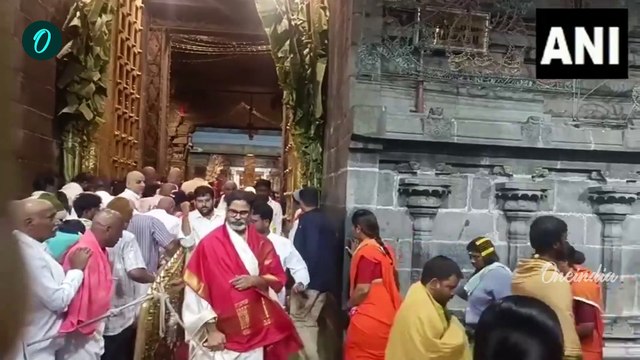 Prashant Kishor: తిరుమల శ్రీవారి సేవలో రాజకీయ వ్యూహకర్త ప్రశాంత్ కిషోర్.. | Oneindia Telugu