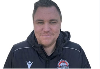 Porthmadog manager Chris Jones reacts to 3-0 win against Menai Bridge