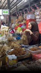 Meriah molek Pasar Payang