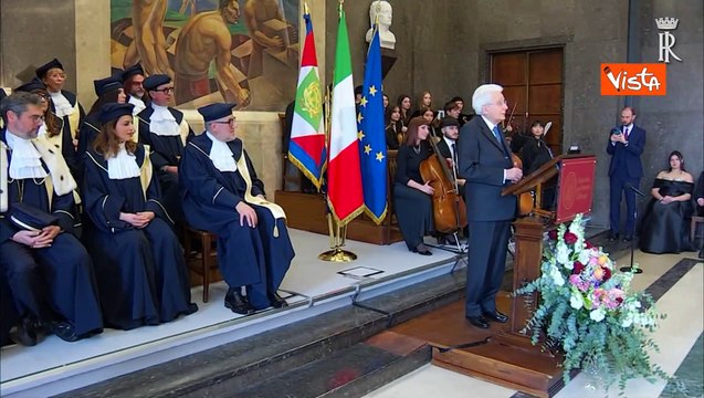Mattarella a Perugia: Nessuno qui ? straniero, studenti a casa propria