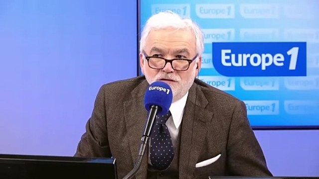Pascal Praud et vous - Théâtre : le jour où le comédien Daniel Russo a failli arriver en retard sur scène à cause... d'un match de foot