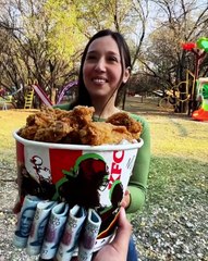 Le dí pollo llenode billetes a joven desesperada por salvar a su angelito😭lloramos