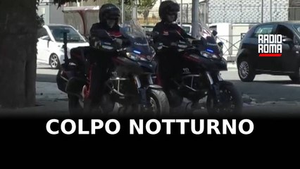 Furto in scuola, speronano i carabinieri e vengono arrestati