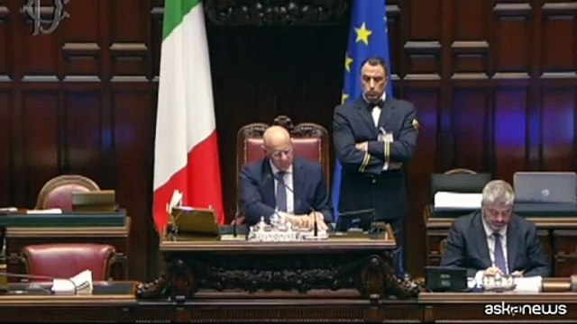 Migranti, Piantedosi: i centri in Albania piacciono all'Europa