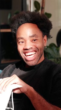 Quand elle t’offre un cadeau pour la saint valentin