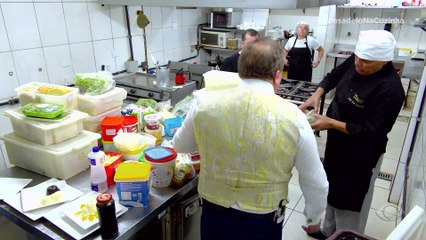 Jacquin se impressiona com condições da cozinha no Em Nome do Pai: “Vergonha por você”