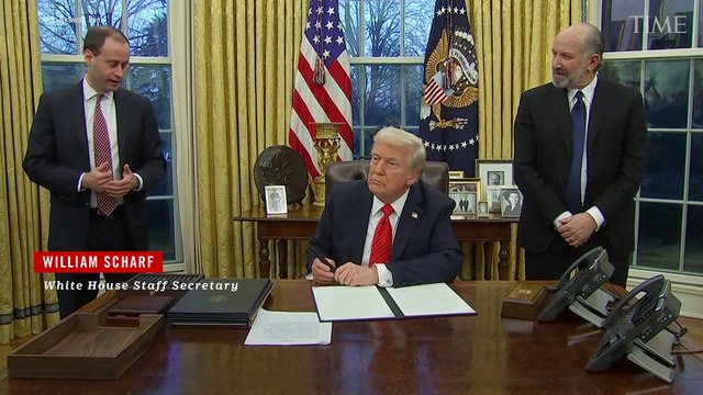 Trump Signs Executive Order to Ban Paper Straws