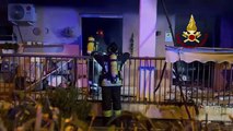Rimini, il video dell'intervento dei vigili del fuoco nell'incendio con due morti