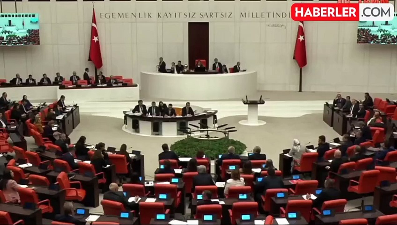 Yeğenini Erdoğan ile tanıştırmıştı! AK Partili Özlem Zengin, Meclis'te eleştirilere yanıt verdi