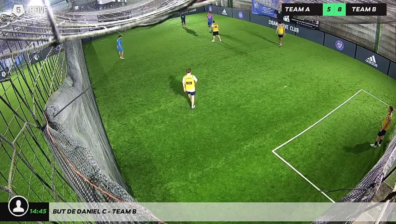 But de Daniel C - Team B