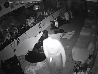 VIDEO: Captan robo a barber shop en San Nicolás