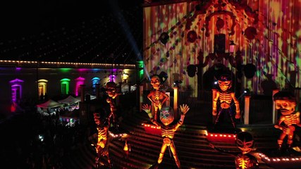 ¡De dos a tres caídas! Santiago inaugura “Altares de los Nuestros”