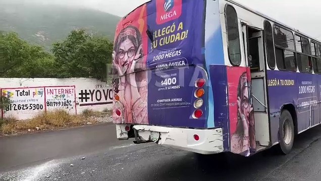 10 lesionados en choque de la ruta 13 Alianza en Monterrey