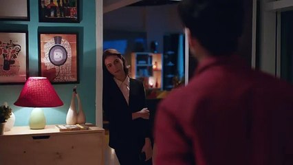 बीवी के घर पर ना होने पर पति ने Girlfriend को बुलाया घर #love