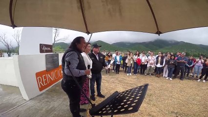 Celebran neoloneses renacimiento de presa La boca