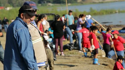 Organiza David de la Peña ejército de voluntarios para limpiar La Boca