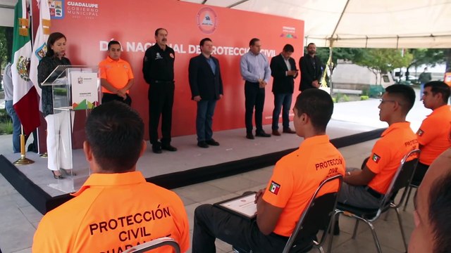 Guadalupe reconoce a elementos de Protección Civil en su día