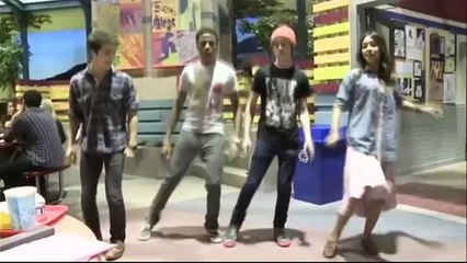 How To Rock Cast - Move With The Crowd (feat. Cymphonique Miller) - music video / clipe - Nickelodeon